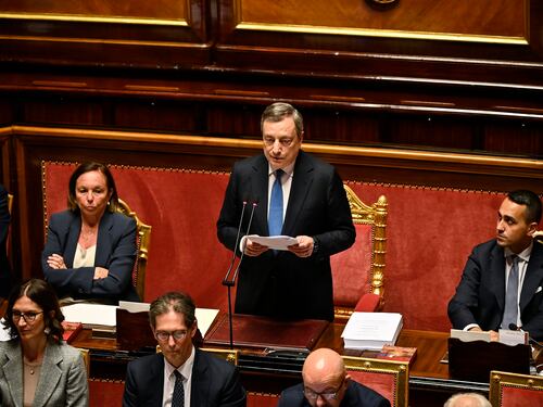 Con una nuova maggioranza si apre la crisi: così Draghi stoppa il blitz di Conte