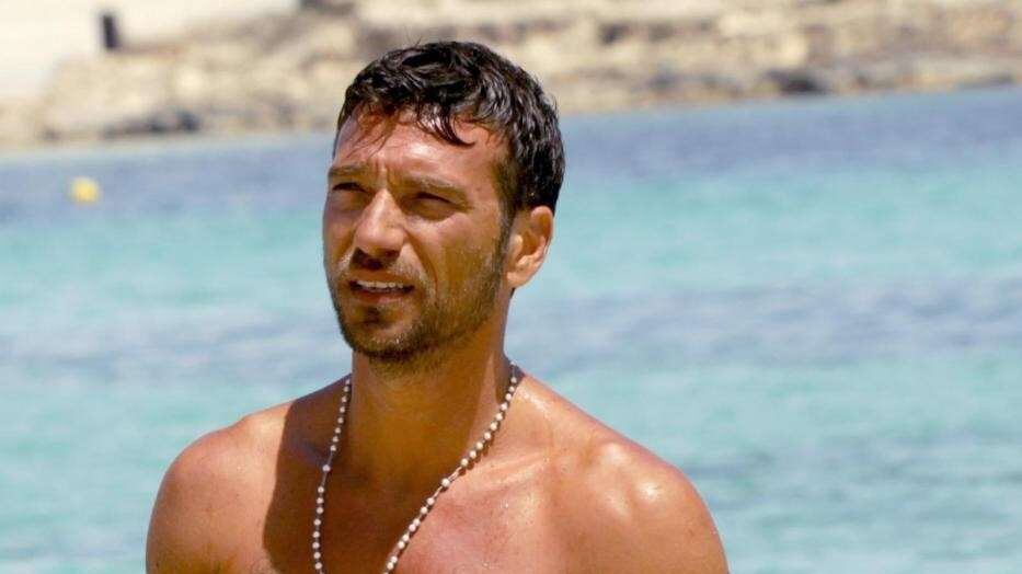 Gli uomini al mare