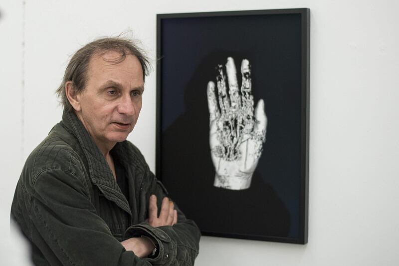 Houellebecq fa poesia sull'orlo dell'abisso