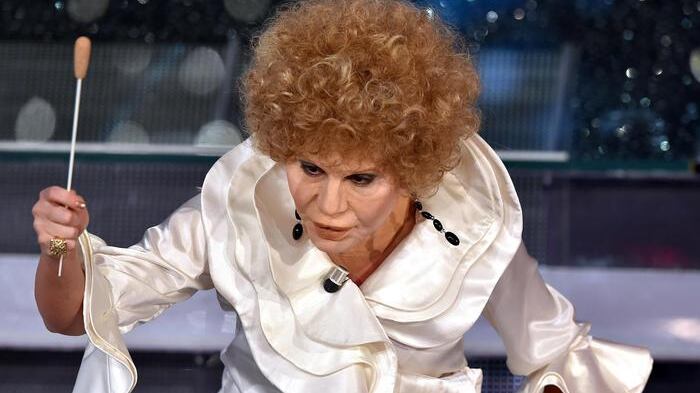 "Da Vanoni a Fracci a teatro psicanalizzo tutti i miei mostri"