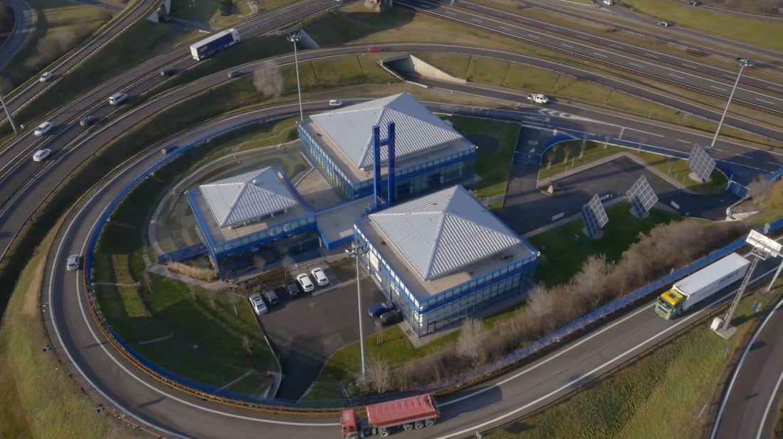 Colonnine elettriche e idrogeno verde, sull'autostrada del Brennero il futuro è adesso