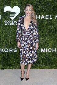 Kate Hudson senza reggiseno sul red carpet 14