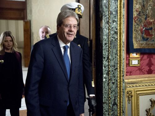 Gentiloni lascia l'ufficio: "Per me è stato un onore"