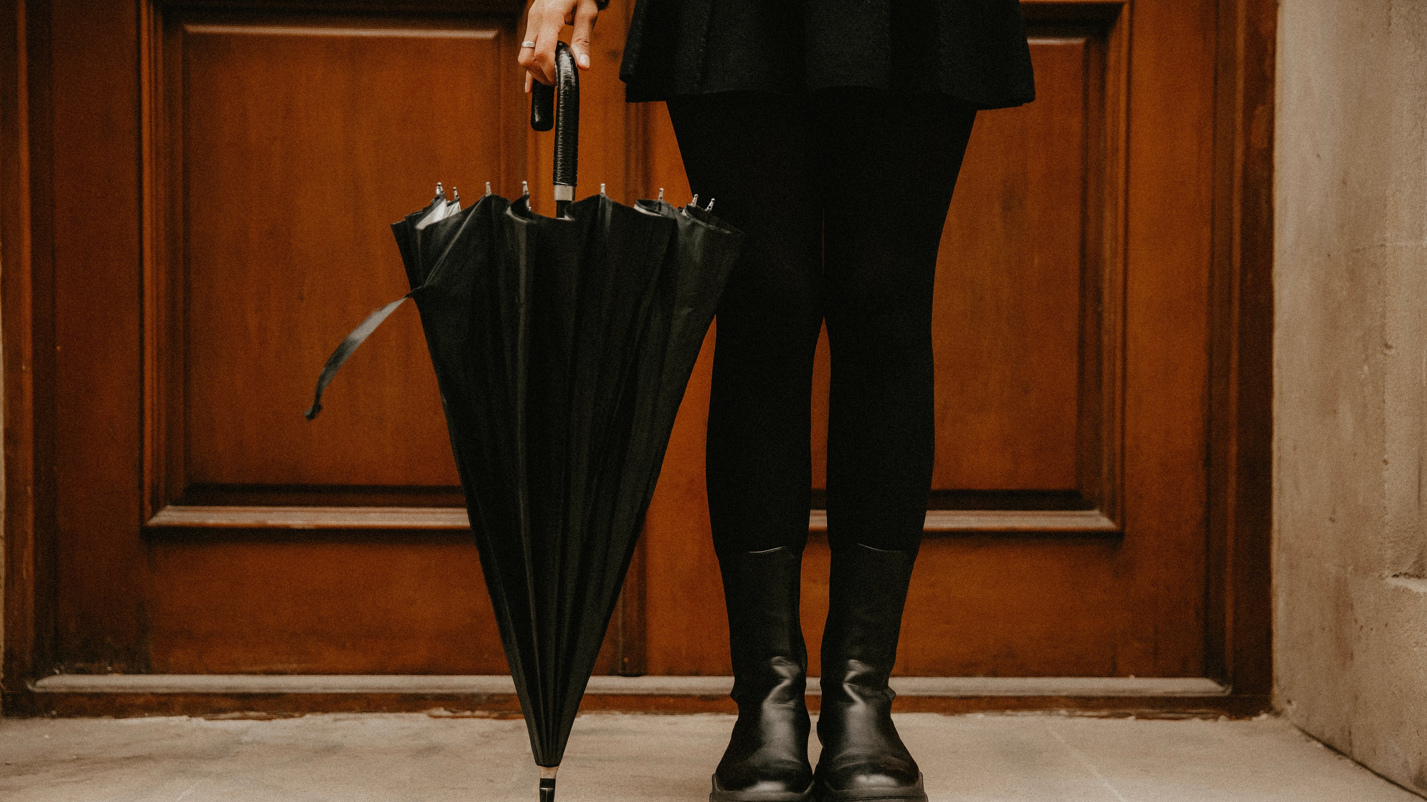 Scarpe e stivaletti antipioggia per lui e lei: i migliori modelli