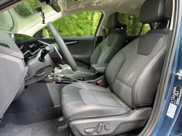 Kia Niro Trifuel: guarda la gallery del crossover ibrido anche a GPL 13