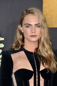 Cara Delevingne in total balck agli Mtv Movie Awards 4