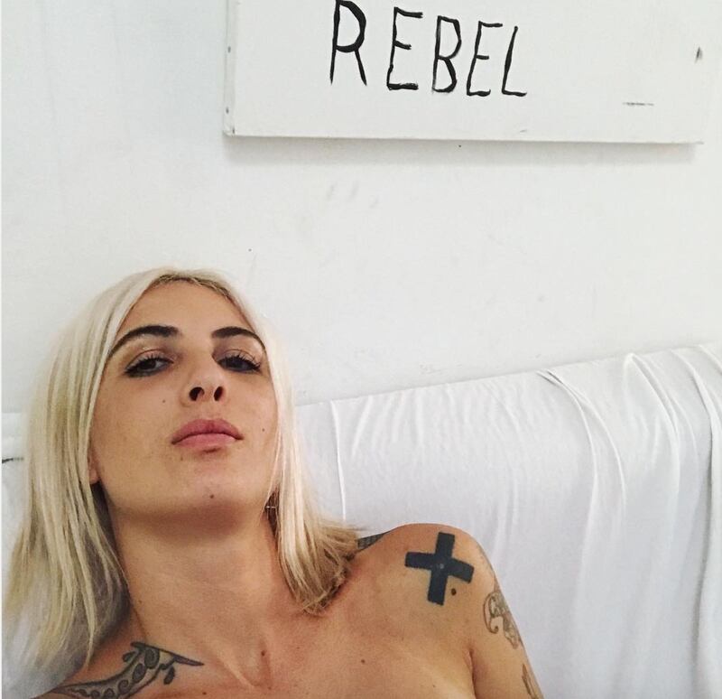 Valentina Pegorer ed Ema Stokholma, le foto sexy 18