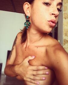 Malena provocante sui social 6