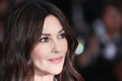 Monica Bellucci a Cannes con il film Les Plus belles années d'une vie 4