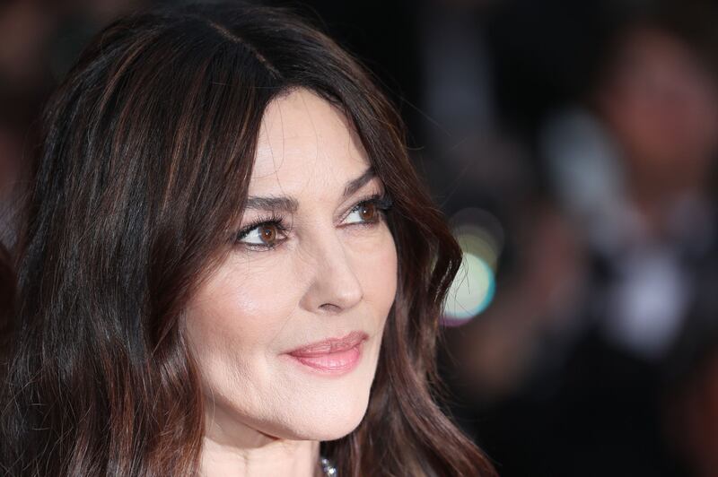 Monica Bellucci a Cannes con il film Les Plus belles années d'une vie 4