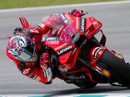 MotoGP, Bastianini trionfa in Malesia. Bagnaia (terzo) guadagna 3 punti su Martin