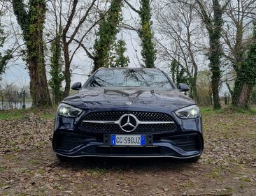 Mercedes Classe C 300e: le foto del plug-in della Stella 5