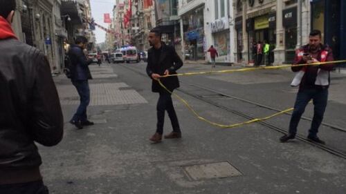 Le immagini dell'esplosione a Istanbul 10