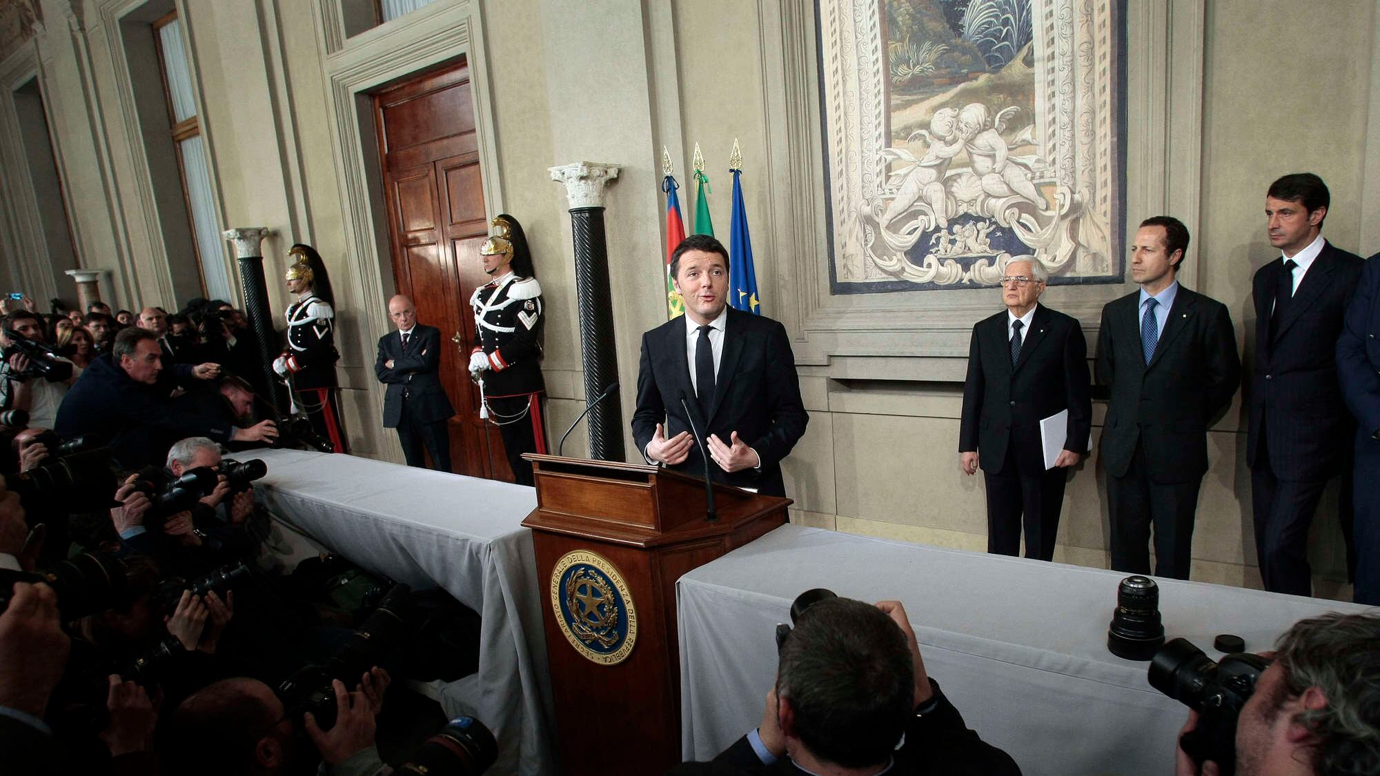 Renzi premier incaricato: "Vogliamo arrivare al 2018"