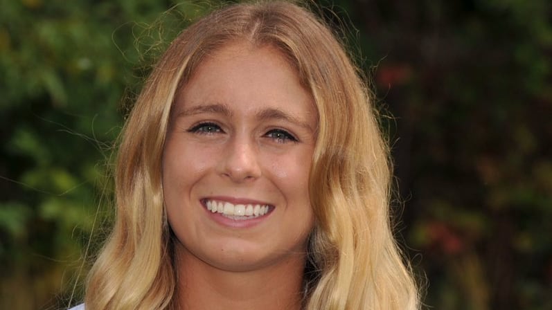 Si accascia alla maratona a un chilometro dall'arrivo: muore atleta Usa 22enne