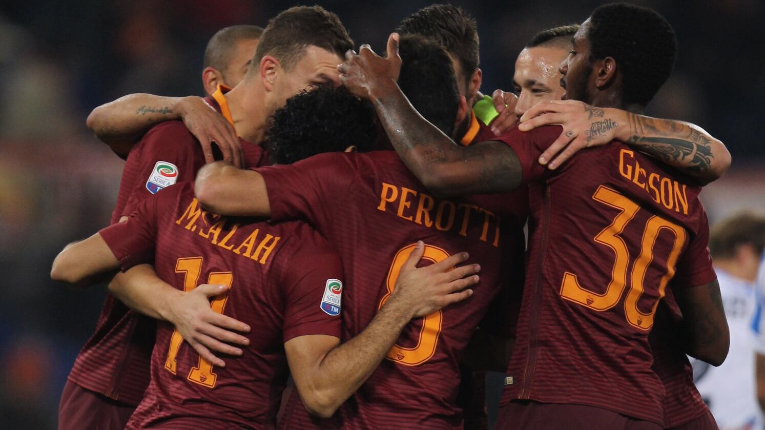 La Roma si riprende il 2 posto: Dzeko e Perotti regolano 3-2 il Pescara