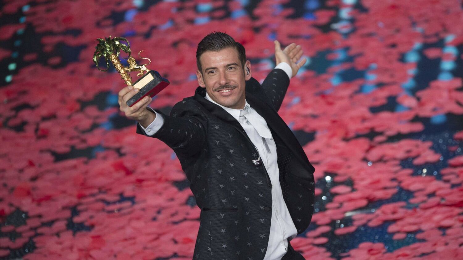 Sanremo, Francesco Gabbani: "Io superdotato? Avevo il canovaccio nelle mutande"