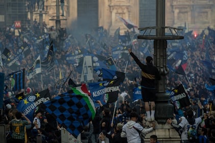 Milano si colora di nerazzurro: le immagini più bella della festa dell'Inter 20