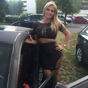 Francesca Cipriani, nudo hot ai fornelli 32