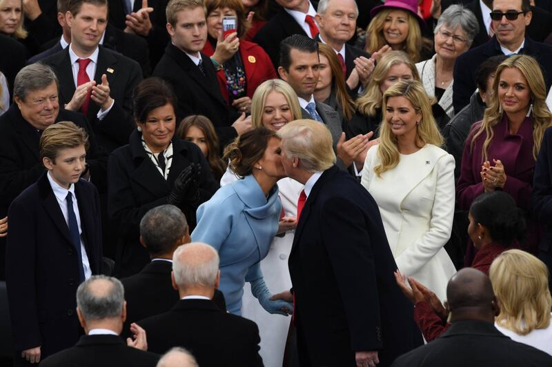 Melania e Ivanka Trump: moglie e figlia del presidente 13