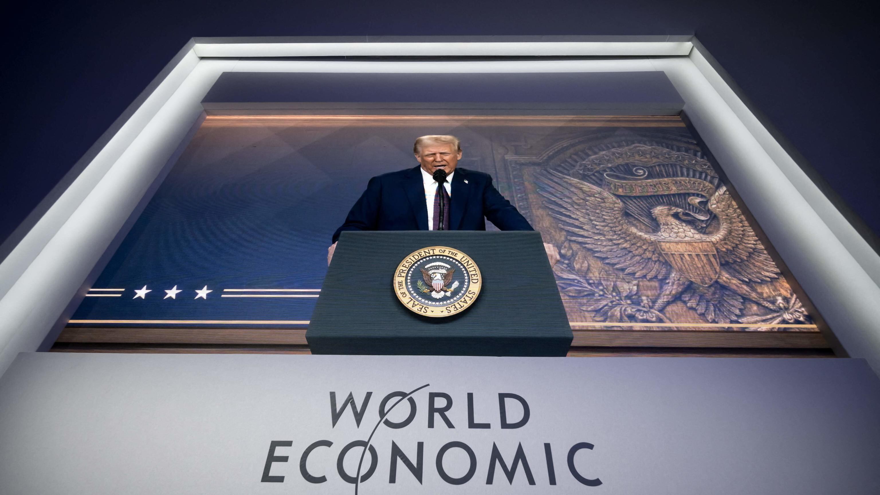 Trump a Davos con una maxi delegazione. Dall'Ucraina all'economia mondiale: ecco di cosa si parlerà