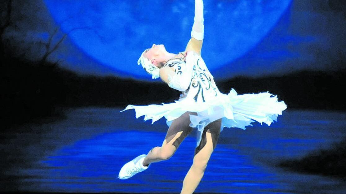 "Il lago dei cigni", ora il balletto romantico si fa anche sul ghiaccio