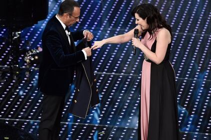 Sanremo 2016: gli abiti della prima serata 69