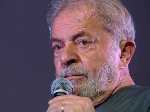 Brasile, l'ex presidente Lula non può essere candidato