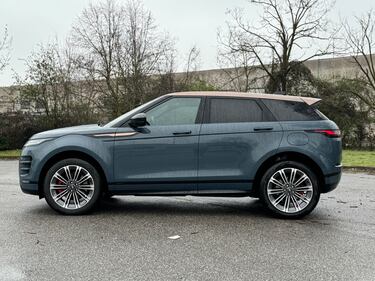 Range Rover Evoque PHEV: guarda la gallery del rivisto SUV ibrido inglese 6