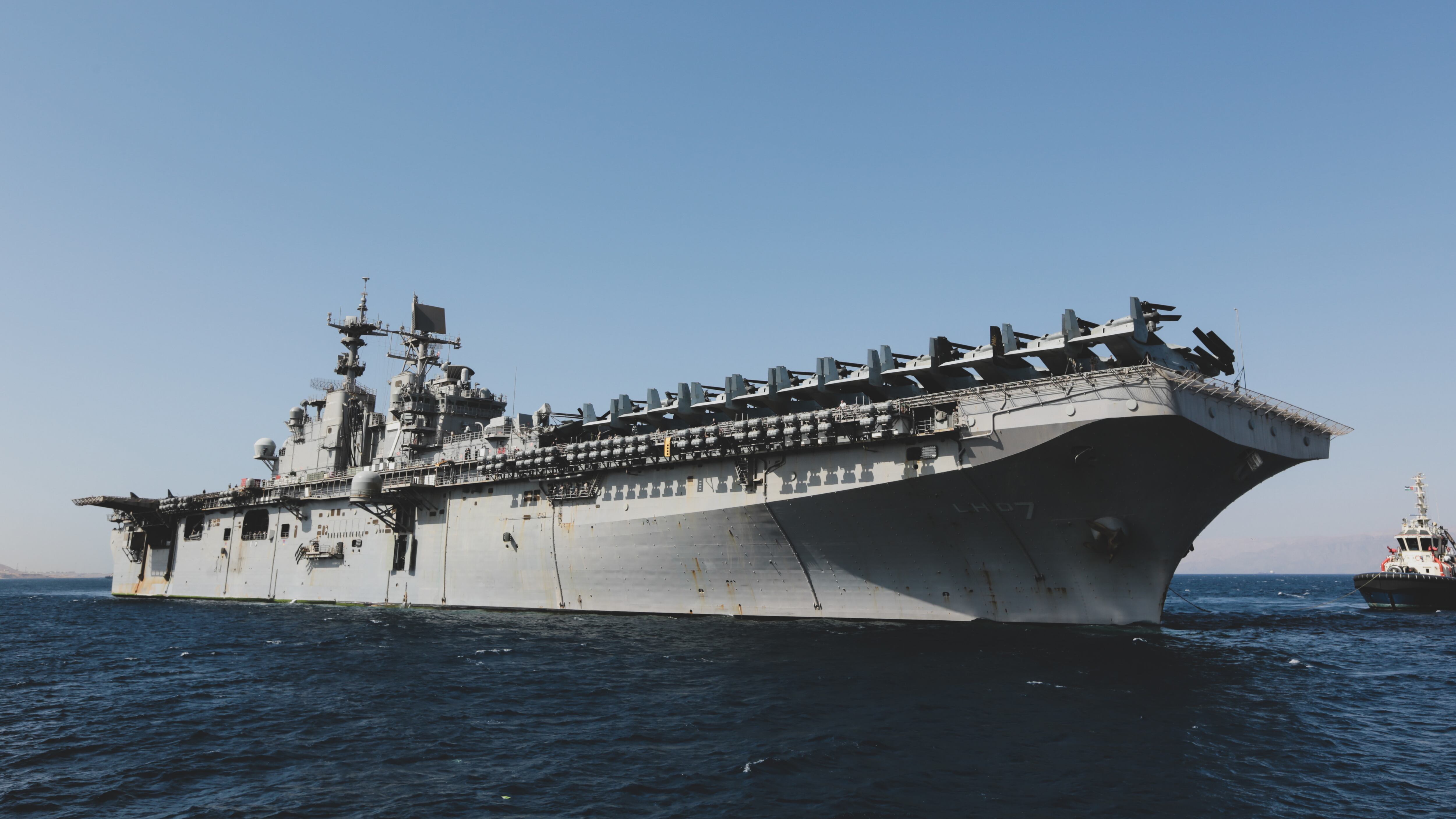 Maduro a bordo dell'Iwo Jima: ecco perché questa nave è un simbolo per gli Usa