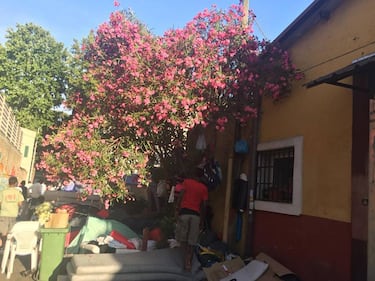 I migranti del Baobab e il degrado di via Cupa 3