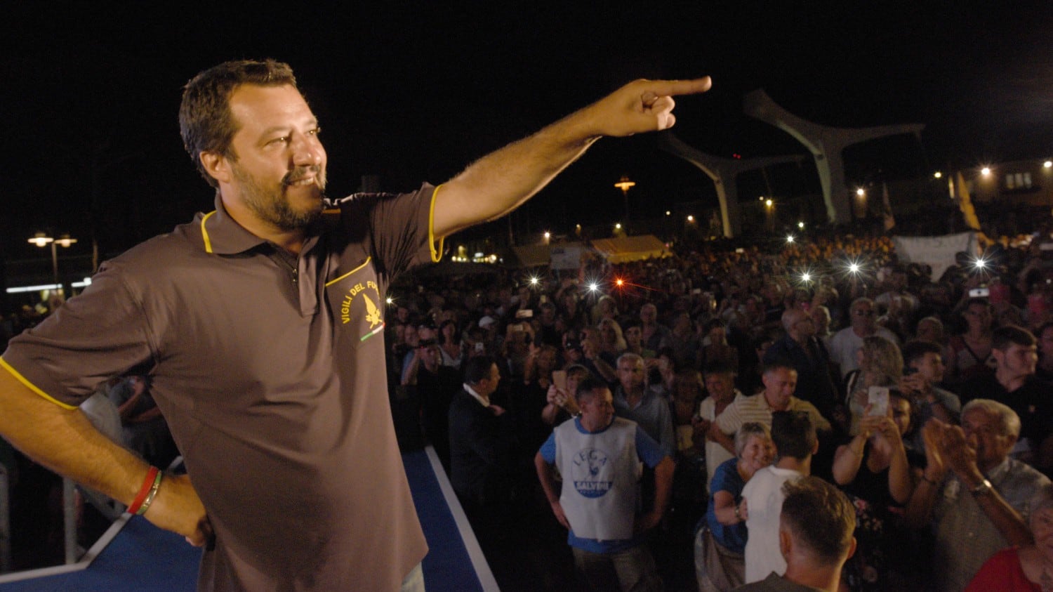 Flat tax, Salvini deve fare qualcosa di centrodestra