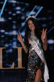 Miss Italia, la reginetta è Clarissa Marchese 6