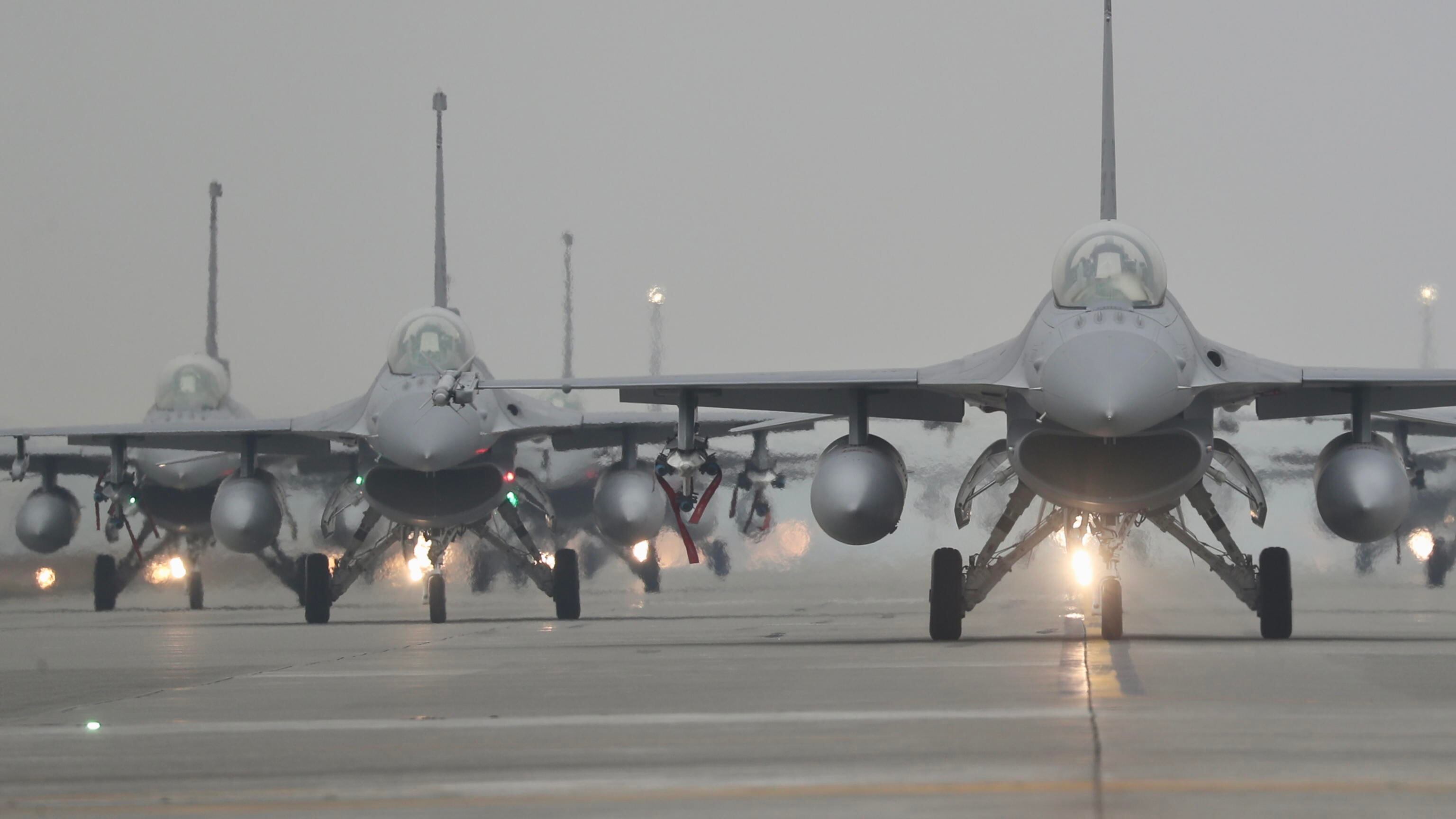A Cuba base-spia cinese. Su Taiwan 37 jet da guerra