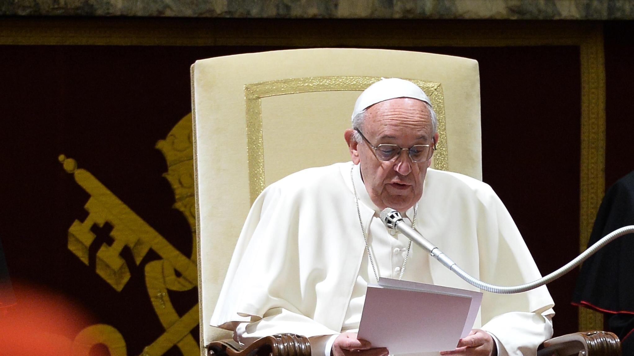Papa Francesco non basta, cresce il numero di chi si sbattezza