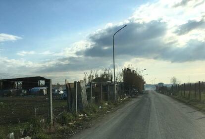 campo rom Giugliano 3