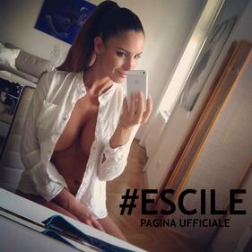 #Escile, proliferano le fanpage su Facebook 23