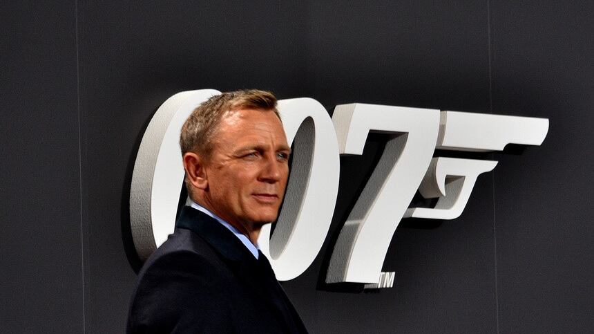 James Bond nel Salernitano: a Sapri si gira il nuovo film di 007