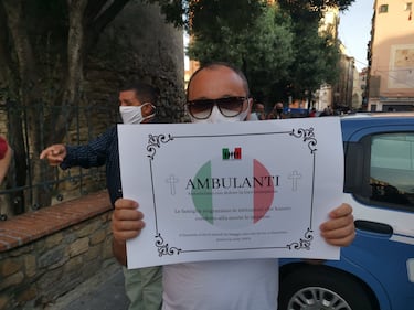 Sanremo: partite iva celebrano funerali delle imprese italiane 9