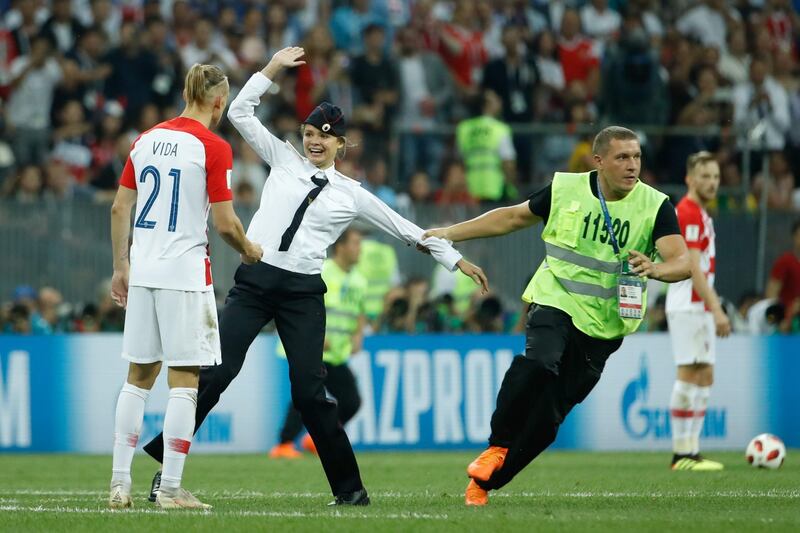 Invasione di campo durante la finale dei Mondiali 10