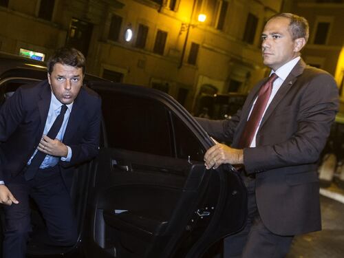 Pd alla resa dei conti, Renzi alla minoranza: "Concordare insieme modifiche alle riforme"