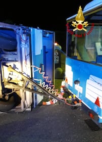 L'incidente a Eraclea (Venezia): le immagini del trenino ribaltato 2