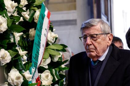 Scotti camera ardente Frattini