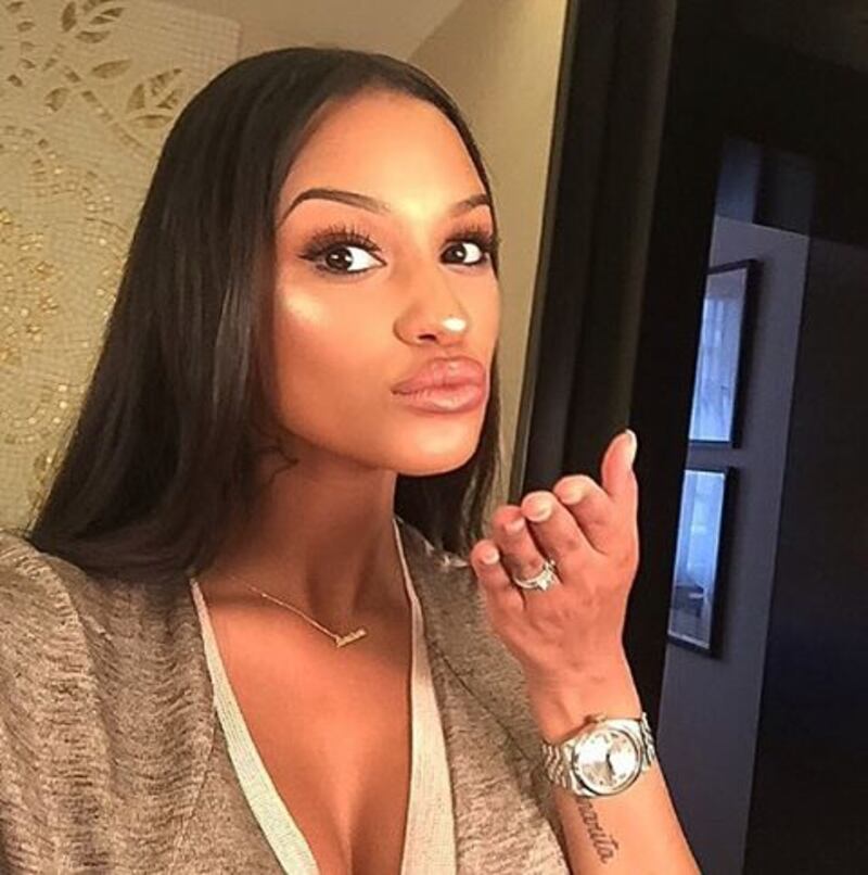 Fanny Neguesha, le foto Instagram più belle dell'ex di Balotelli 8