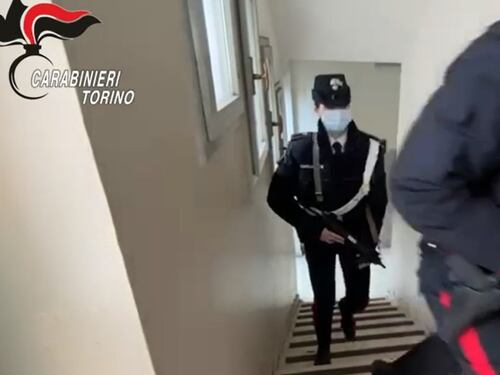 Aggressioni e rapine nel cuore di Torino: in manette baby-gang