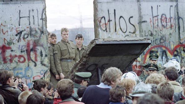 Il 9 Novembre 1989 crollava il Muro di Berlino