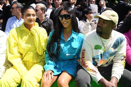 Kim Kardashian bollente in tanga 13