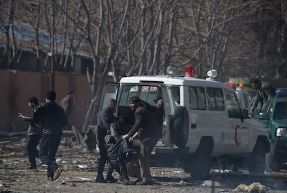 I feriti nell'attentato di Kabul 10