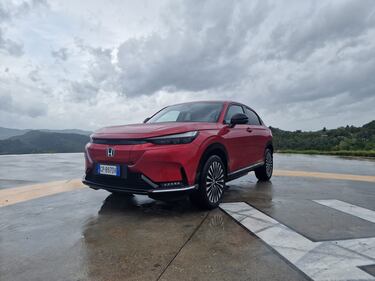 Honda e:Ny1, guarda tutte le foto del primo contatto  12