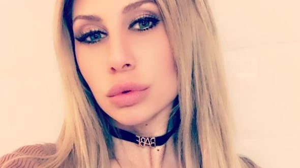 Isola dei Famosi, Paola Caruso viene eliminata e si trasforma in "zombie"